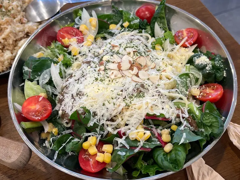 블루밍파스타 샐러드