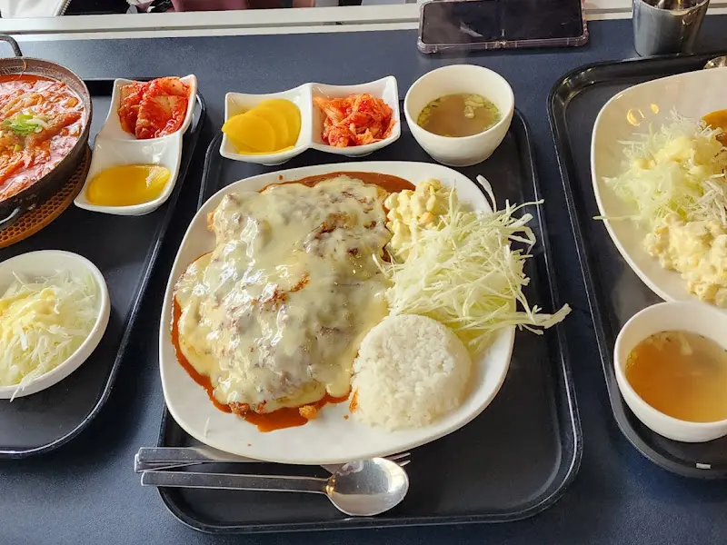 RICO가츠 한 상 차림