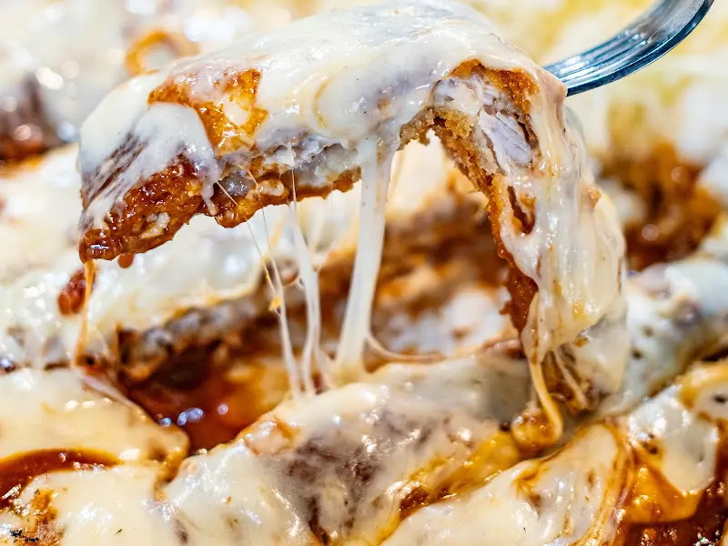 치즈가 쭈욱 늘어나는 모습