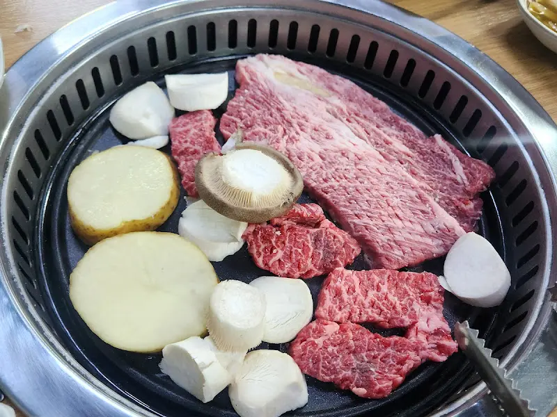 불판 위의 소고기