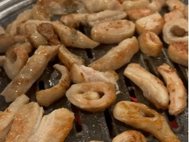 노릇노릇 익어가는 막창