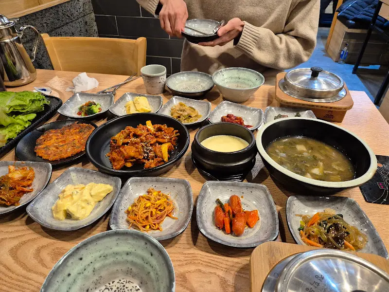 가마솥밥 정식 한상차림