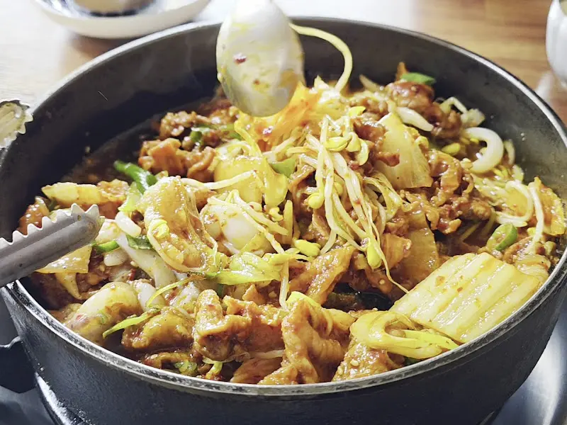 두루치기 조리 장면