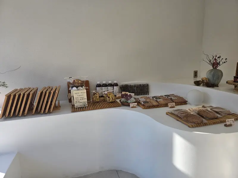 bamtol 빵 진열대