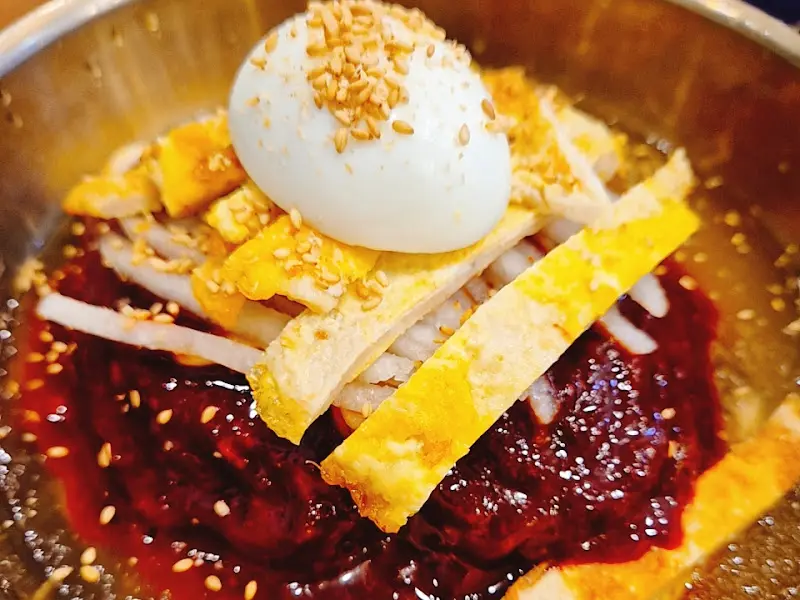 섞어냉면 클로즈업