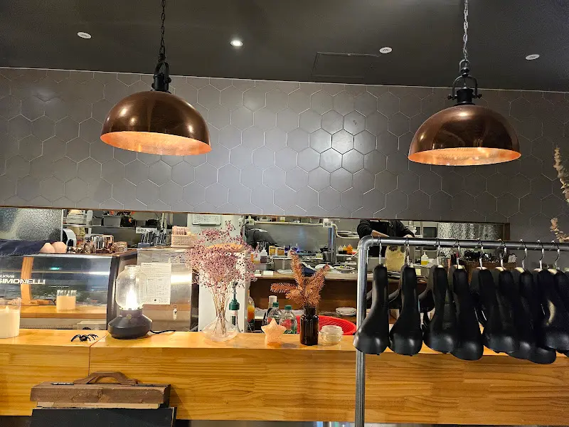 폴이네키친 주방