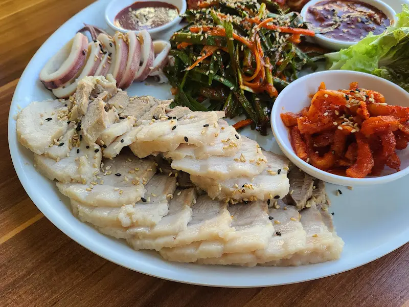 보쌈과 오징어 클로즈업