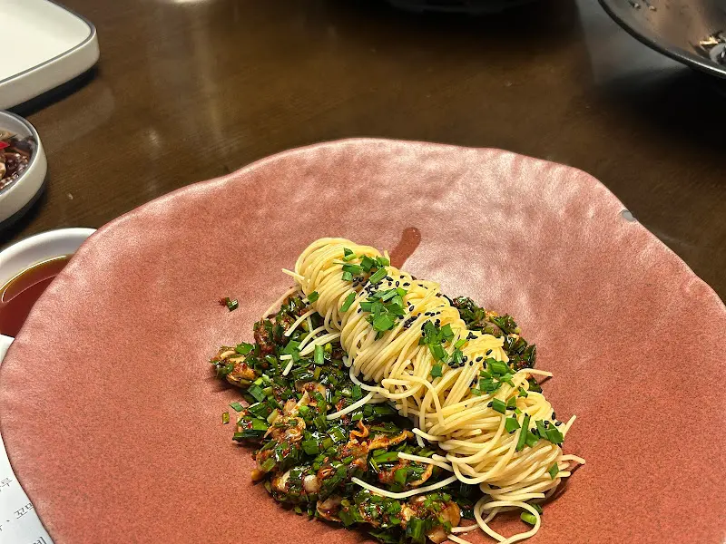 꼬막 무침과 소면