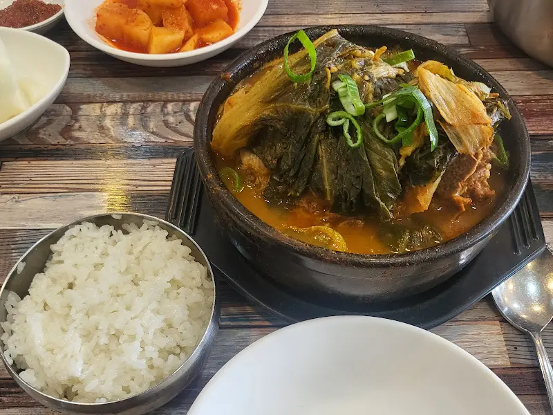 뼈해장국 한 상 차림