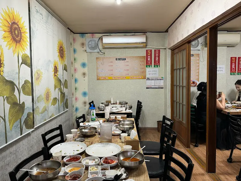 병산손국수 내부 모습