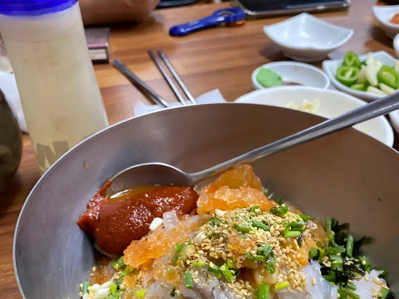 물회 비비기 전