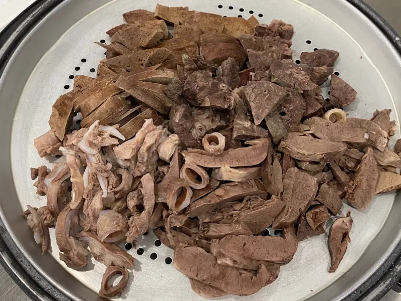 푸짐한 돼지 내장