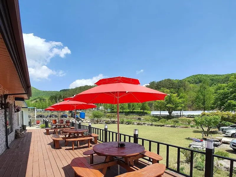 식당 야외 테이블