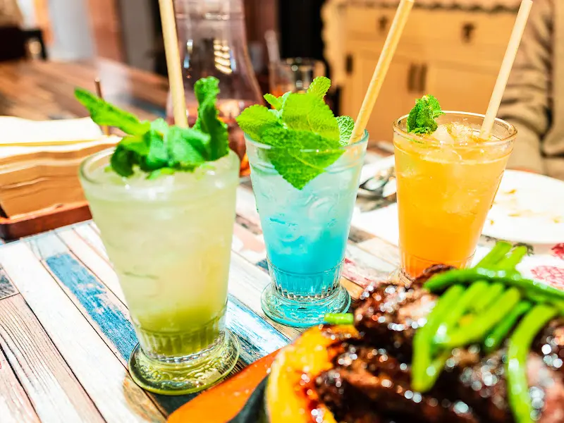 다채로운 색감의 에이드