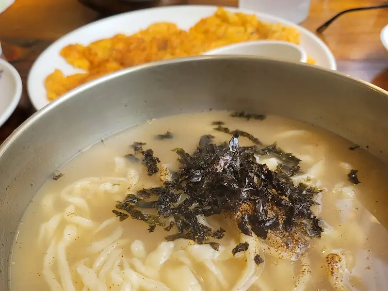 겉바속촉 김치전