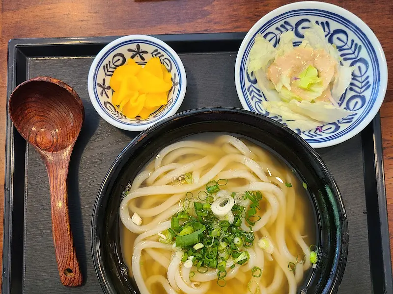 윤기가 흐르는 우동 면발