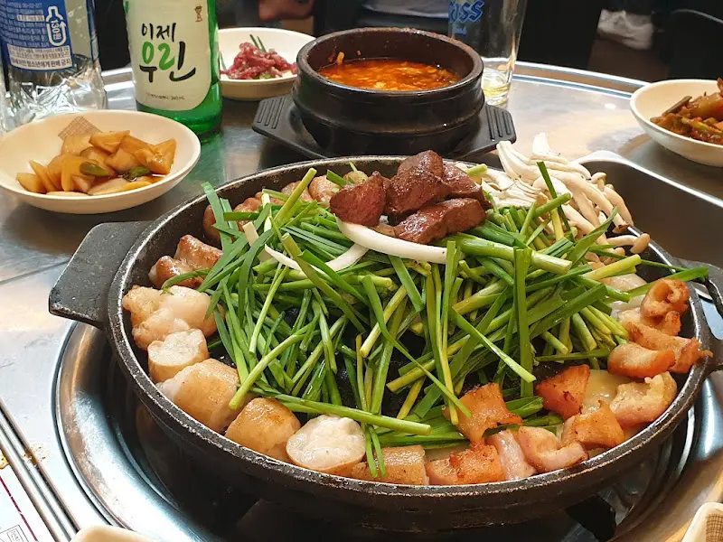곱창과 밑반찬