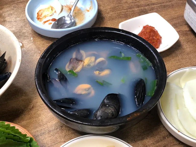 시원한 홍합탕