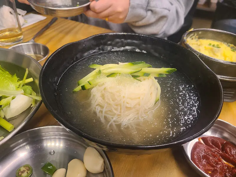 시원한 비빔국수
