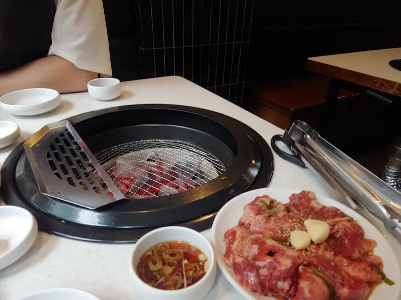 강동갈빗살 테이블 세팅