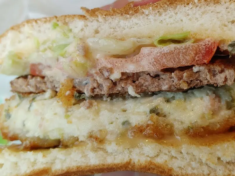 맥도날드 햄버거 단면