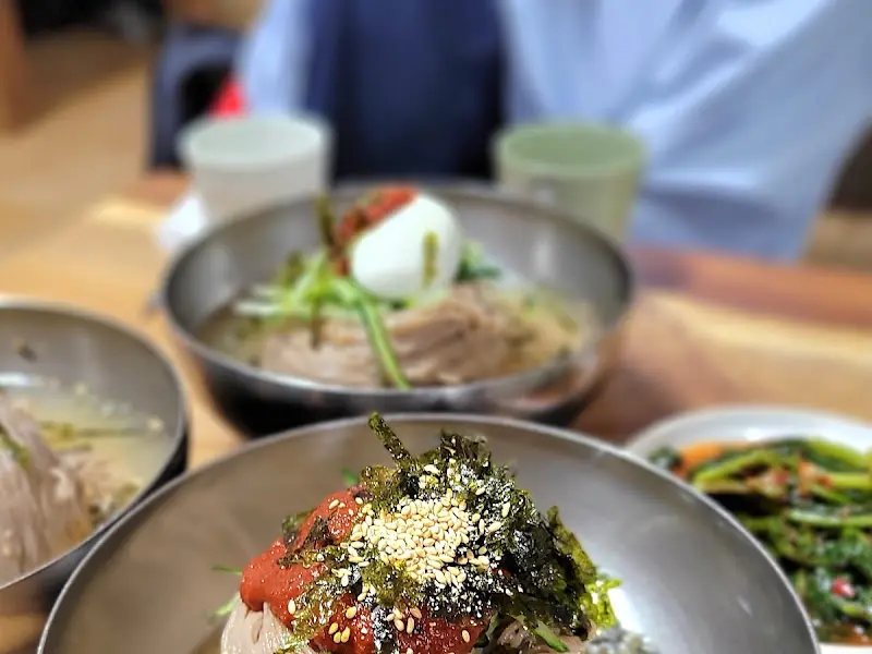 다함께 즐기는 막국수