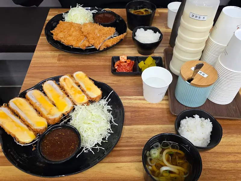 치즈 돈까스 세팅