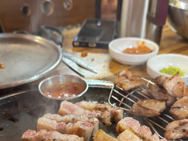 맛있게 구워진 뒷고기