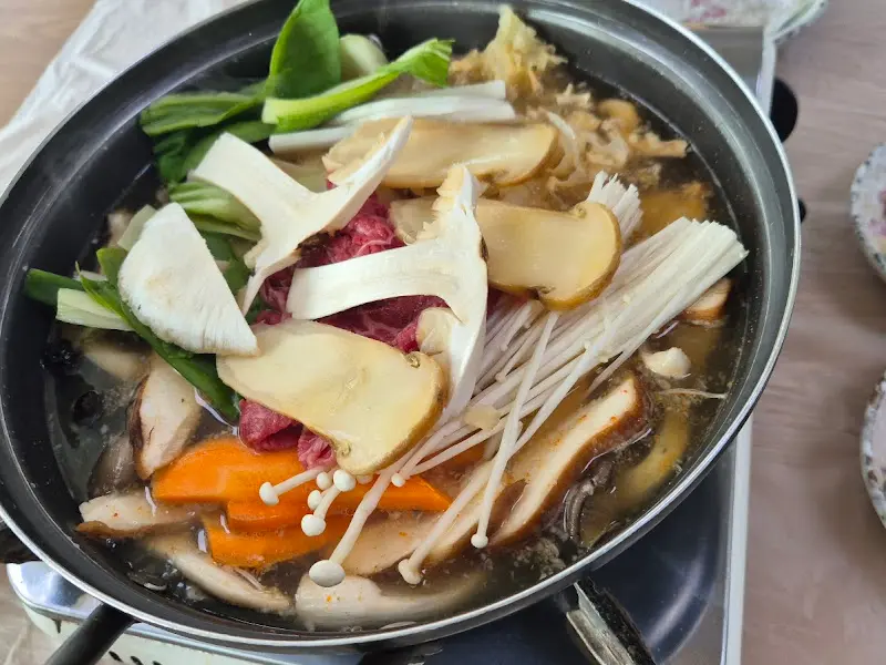 돌hof 송이버섯전골