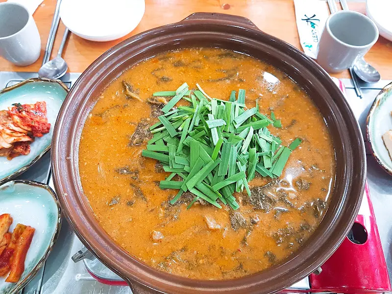 후식으로 제공된 장어탕