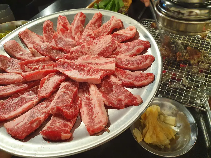 신선한 소고기의 자태