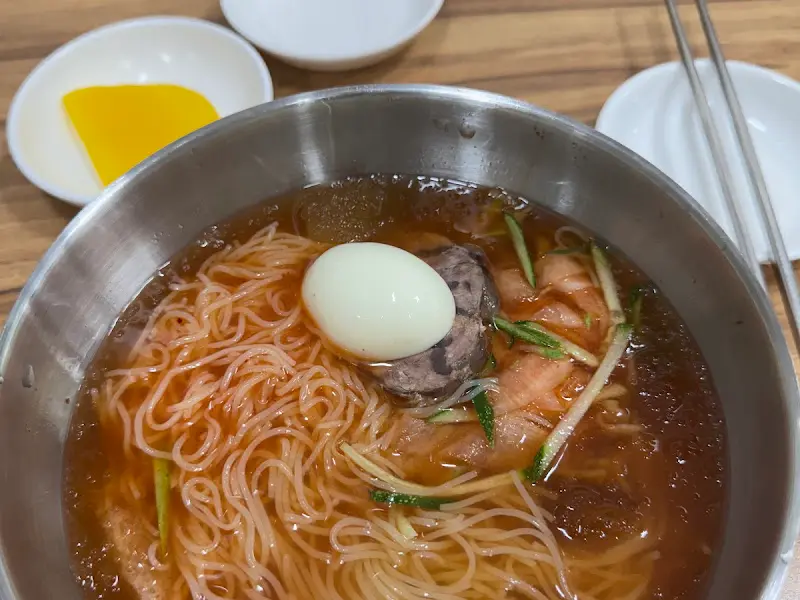 밀면의 완벽한 조화