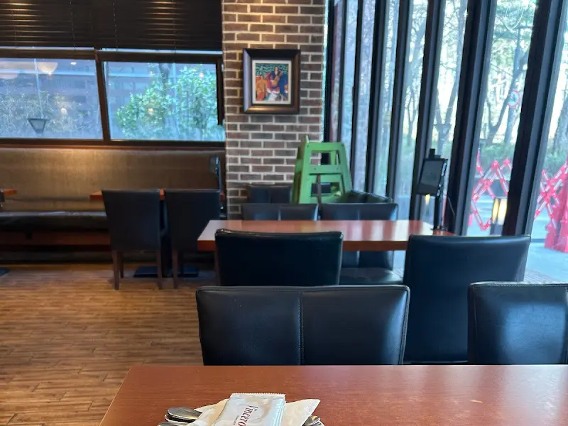 파스타 e 피자 내부 전경