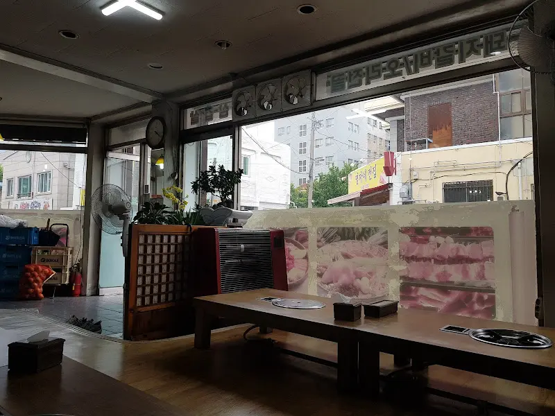 전라도 맛집 창가 좌석