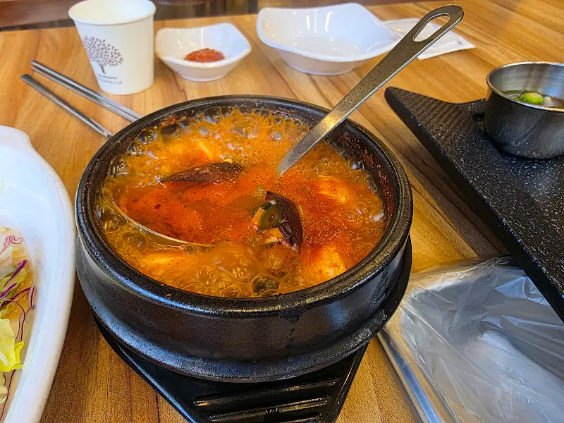 뚝배기에 담긴 된장찌개