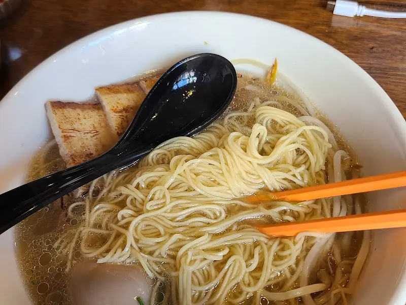 라멘 한 그릇 뚝딱