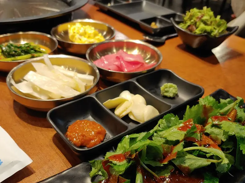 다채로운 밑반찬 한상