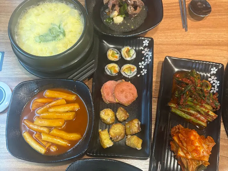 다양한 곁들임 메뉴