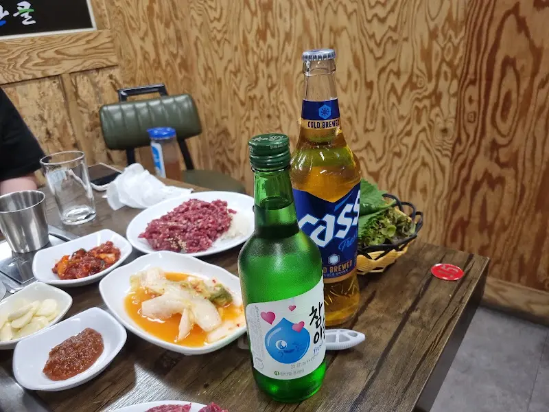 술과 함께 즐기는 소고기