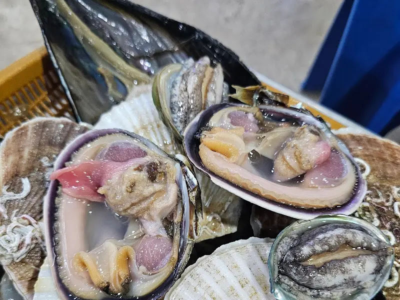 싱싱한 해산물 한가득