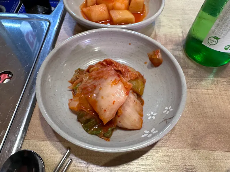 장터곰탕 김치