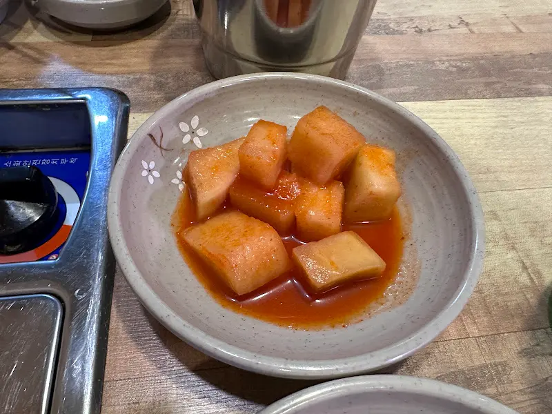 장터곰탕 깍두기
