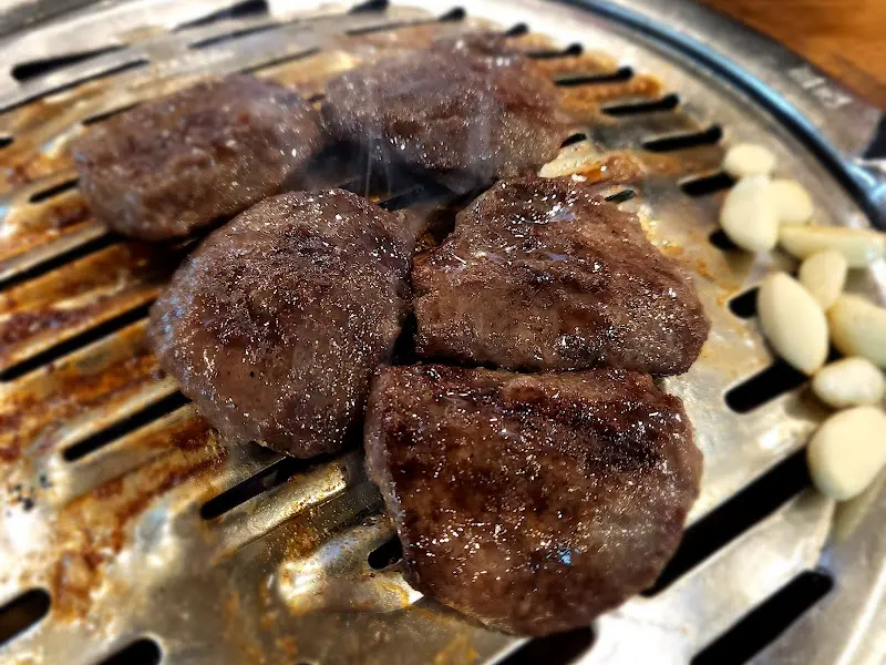 잘 익은 떡갈비