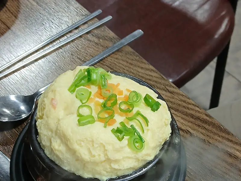 볼록 솟아오른 계란찜