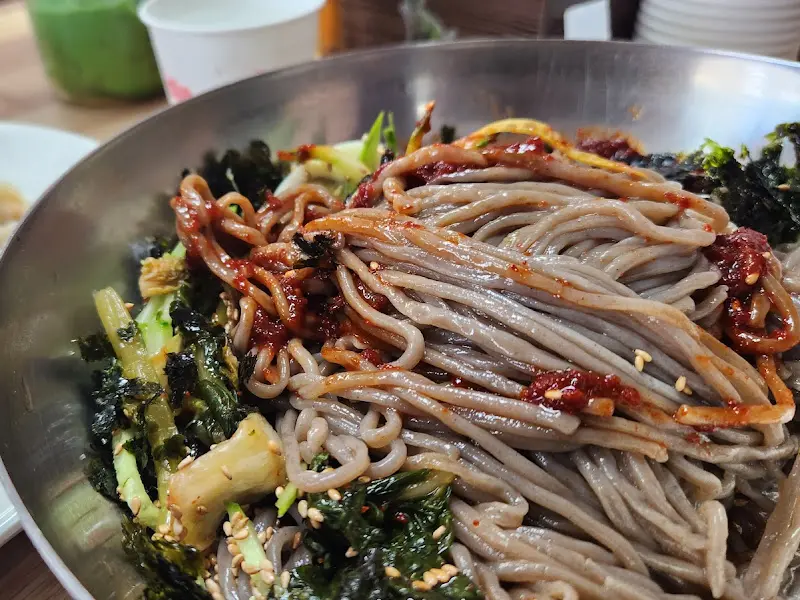 메밀비빔국수