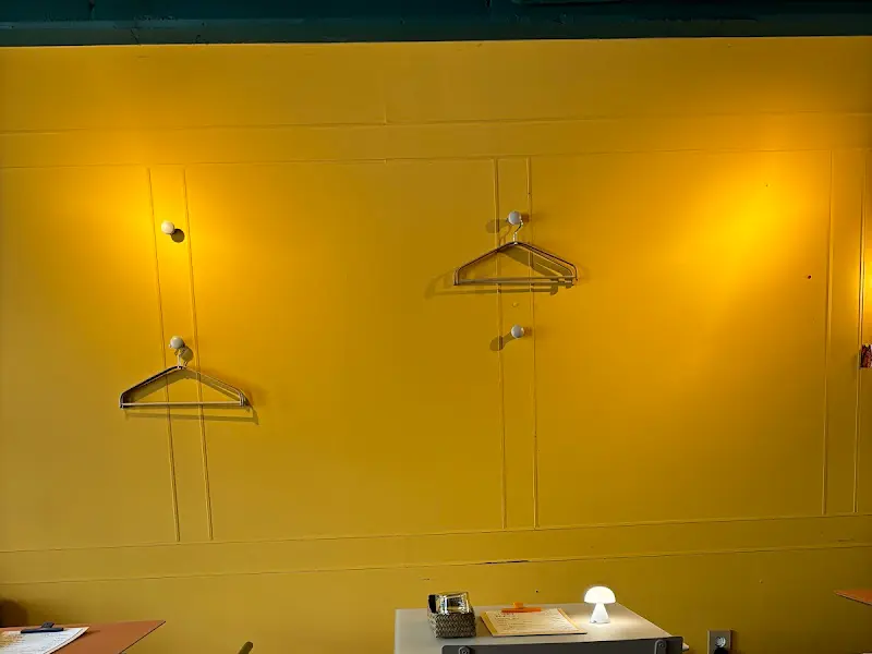 굿플레잇 내부 인테리어