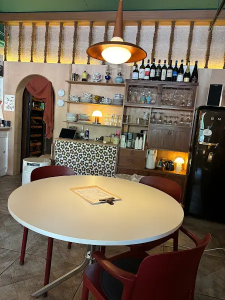 굿플레잇 내부 전경