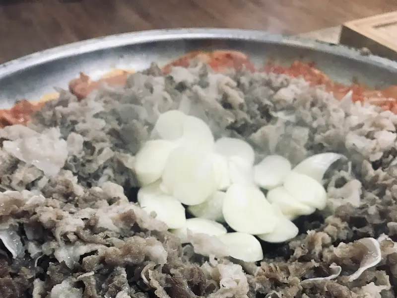 대패삼겹살과 마늘