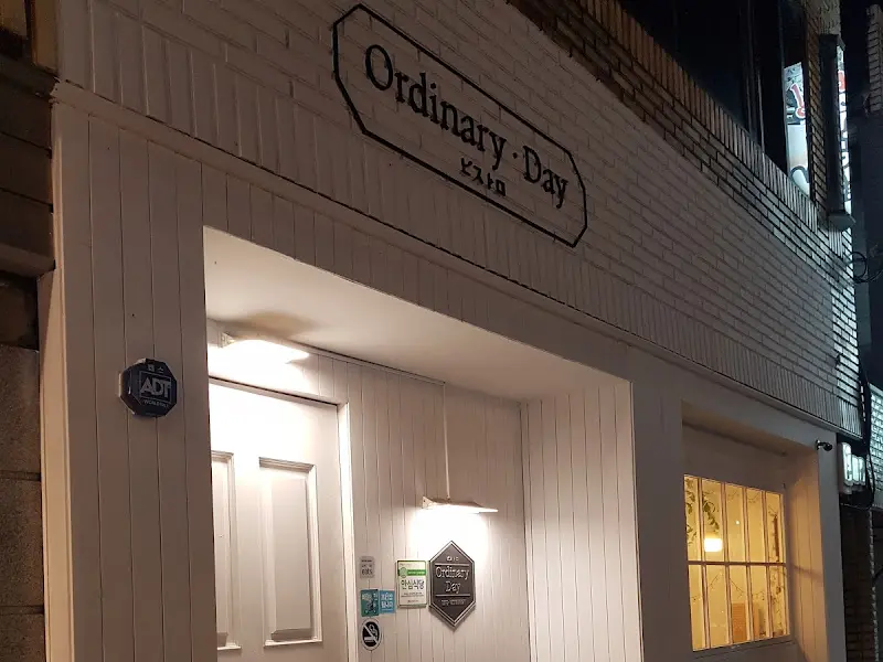 Ordinary Day 식당 외관