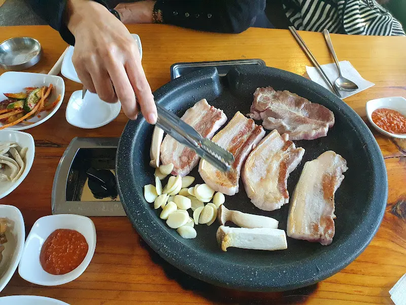 돌기와소뚜레 고기